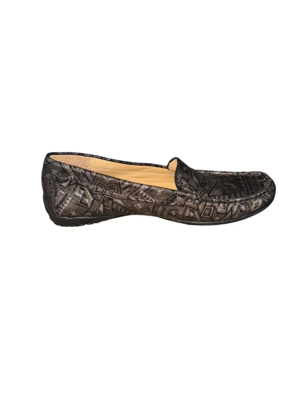 Van Eli Womens 8.5 A Black Slip-On Loafers Geometric Pattern Leather Sole Preppy